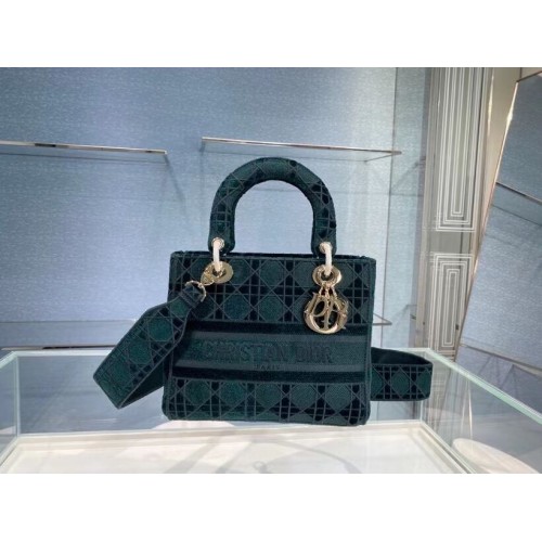 СРЕДНА ДАМСКА ЧАНТА D-LITE, КАНАЖ, БРОДИРАНА, ВЕЛИК, M0565OW, зелена