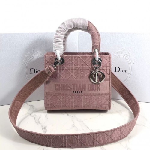 Чанта Lady Dior от бродирано платно C4532 розова