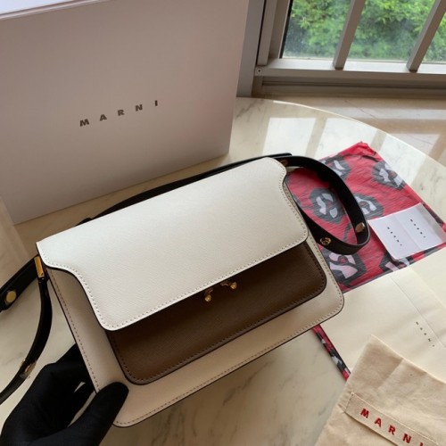 Чанта от телешка кожа Marni Original 35068-7