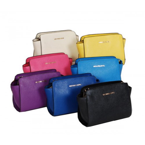 Чанта Michael Kors Mini Selma MK8622