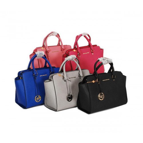 Чанта Michael Kors Selma с цип от оригинална кожа MK6279