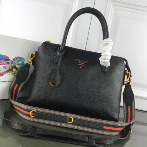 Чанта от телешка кожа Prada Original Leather 1BA188 Черна