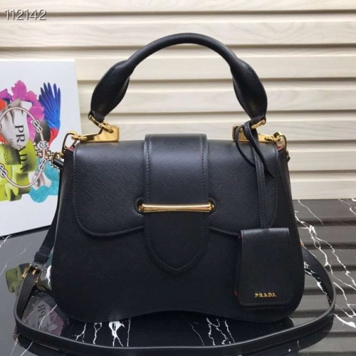 Кожена чанта Prada Embleme Saffiano 1BN005 черна