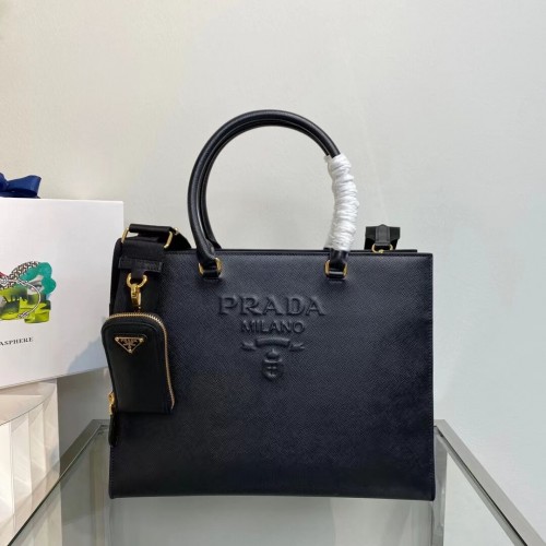 Чанта Prada Kristen Saffiano 1BD355 черна