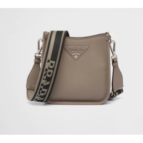 Кожена мини чанта за рамо Prada 1BH191 сива