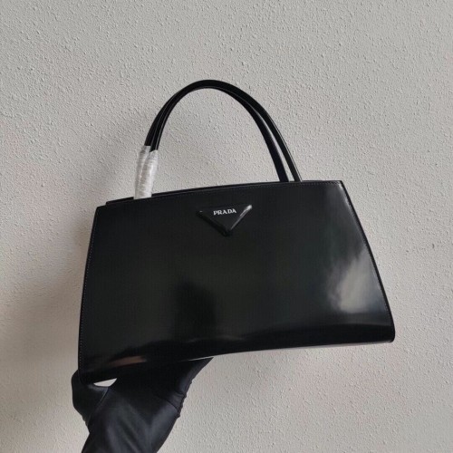 Чанта Prada от кожа Nappa Prada Symbole 1BB327 черна