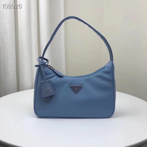 Мини чанта Prada Re-Edition 2000 от найлон 1NE515 в светлосиньо