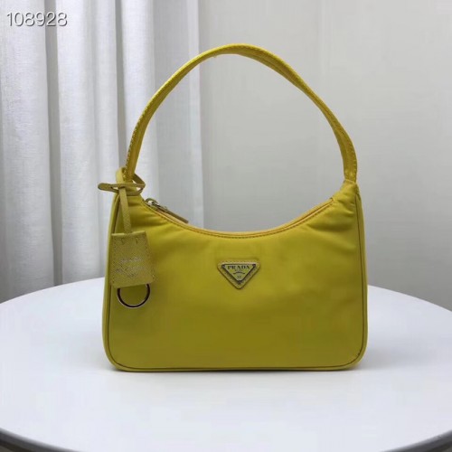 Мини чанта Prada Re-Edition 2000 от найлон 1NE515 жълта