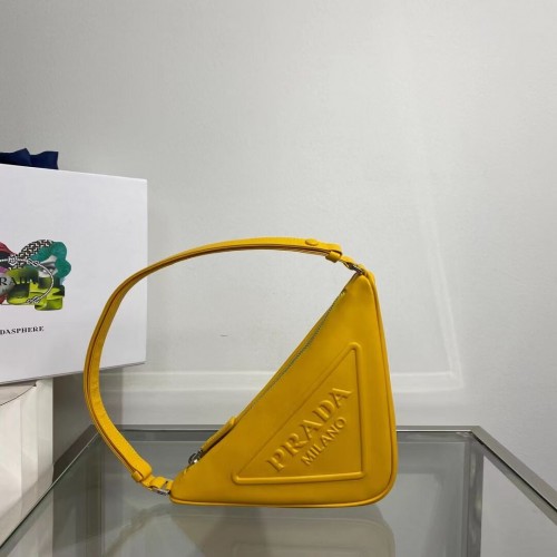 Дамска чанта от кожа напа Prada Padded 1BE003 жълта