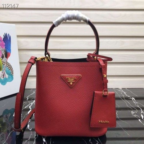 Малка оригинална чанта Prada Panier Saffiano 1BA217 червена