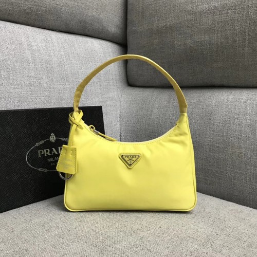 Мини чанта Prada Re-Edition 2000 от найлон 91515 жълта
