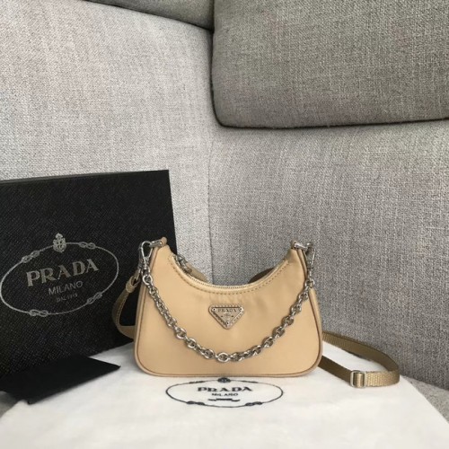 Мини чанта за рамо Prada Re-Edition 2005 от найлон 1BH203, цвят кайсия
