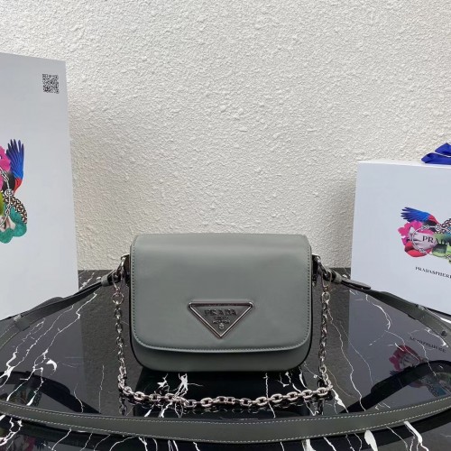 Чанта за рамо Prada Small от четкана кожа 1BA263 сива