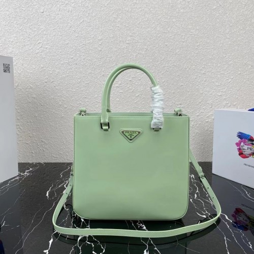 Чанта Prada от четкана кожа 1BA330 в светло зелено