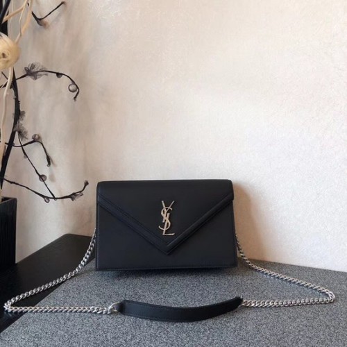 Чанта през рамо от кожа SAINT LAURENT Monogram 9635 черна