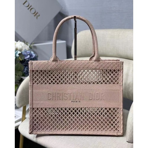МАЛКА ЧАНТА ЗА КНИГИ DIOR Черна мрежеста бродерия M1296Z
