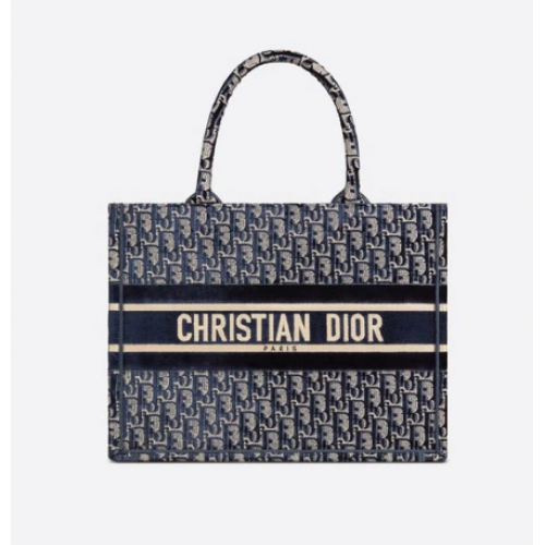 МАЛКА ЧАНТА DIOR BOOK TOTE синя, Dior Oblique Embroidered Velvet M1287Z