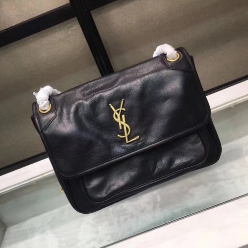 Чанта за рамо Saint Laurent Niki Medium Monogram 2830 черна