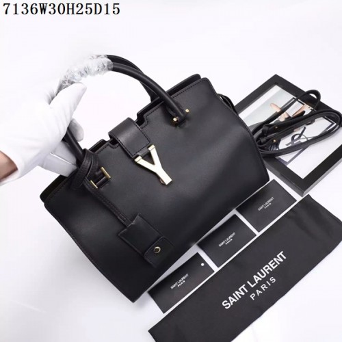 Малка класическа чанта с монограм от кожа Saint Laurent Y7136 черна