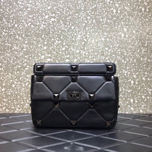 VALENTINO GARAVANI Римски шпилки Голяма овча кожа Napa 1189L черна