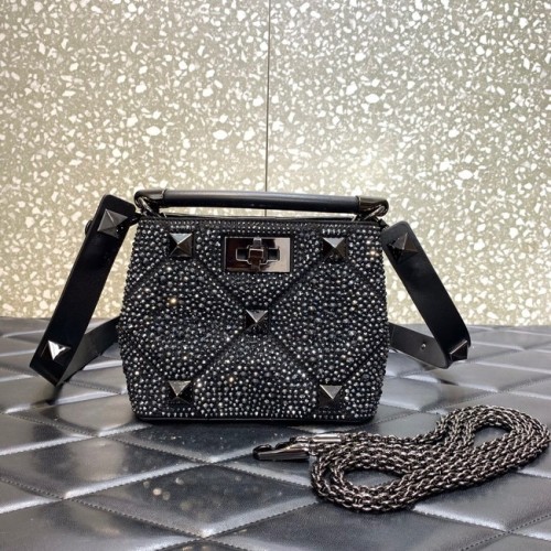 VALENTINO GARAVANI Римски шпилки W2B0I97P черни