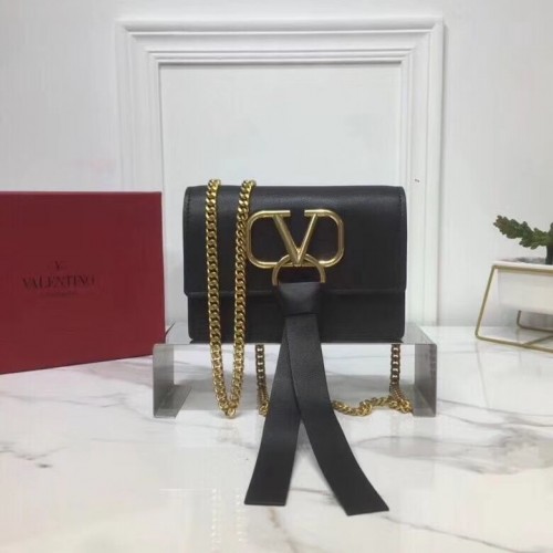 VALENTINO Оригинална кожена чанта V0009 Черна