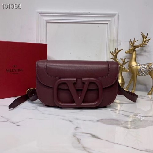 VALENTINO Оригинална кожена чанта за рамо V0030A Бордо