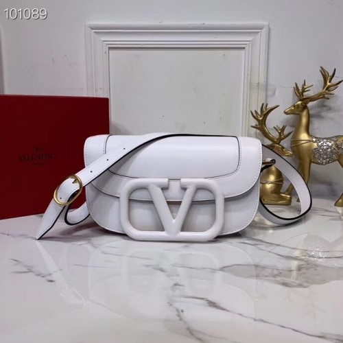 VALENTINO Оригинална кожена чанта за рамо V0030A бяла