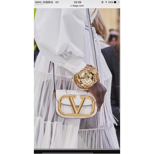 VALENTINO Оригинална кожена чанта за през рамо V0032 бяла