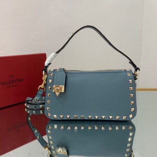 VALENTINO Оригинална кожена чанта за през рамо V4700 синя