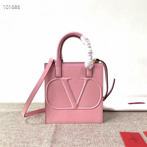 VALENTINO Оригинална кожена чанта V2021 Розова