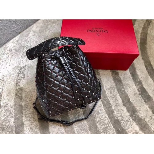 VALENTINO Кожена чанта Rockstud A0059L черна