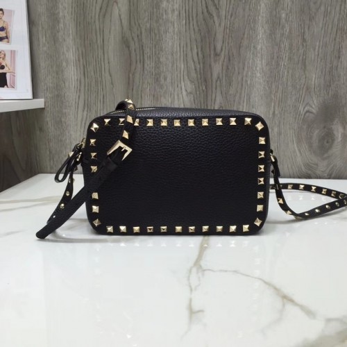 VALENTINO Кожена чанта Rockstud през рамо A97410 черна