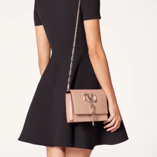 VALENTINO VLOCK Оригинална кожена чанта за рамо 0910 светло розово