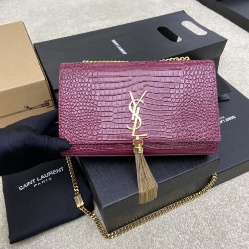 YSL KATE СРЕДНА КОЖА С ПИКСЮЛ ОТ РЕЛЕФНА КРОКОДИЛСКА КОЖА 377829 Бордо
