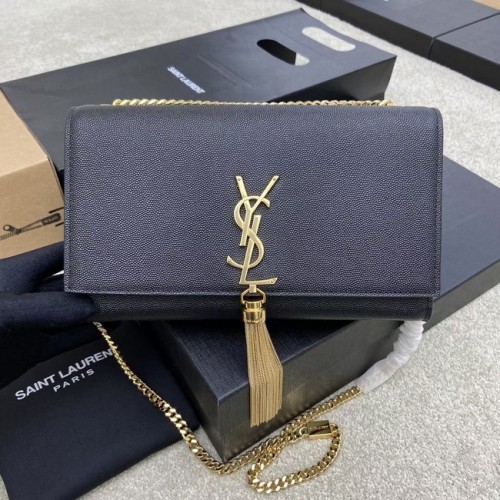 YSL KATE СРЕДНА КОЖЕНА ТОАЛЕТНА С ПИКЮР ОТ РЕЛЕФНА КОЖА GRAIN DE POUDRE 354119B черна