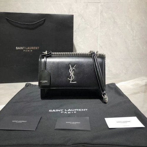 Чанта през рамо от телешка кожа Yves Saint Laurent Y542206B, черно-сребристо-метална