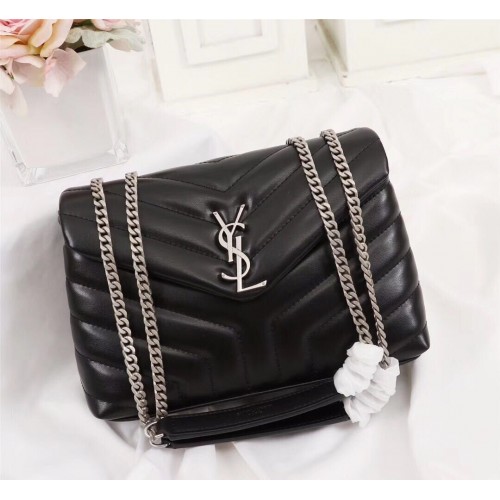 Чанта от телешка кожа Yves Saint Laurent 464678 Черна