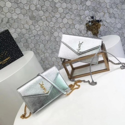 Чанта за през рамо от телешка кожа Yves Saint Laurent Original 2822 Silver