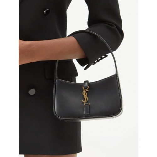 Yves Saint Laurent Оригинална кожена мини чанта през рамо LE5A7 Черна