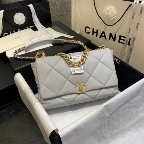 Голяма чанта с капак Chanel 19 AS1162 сива