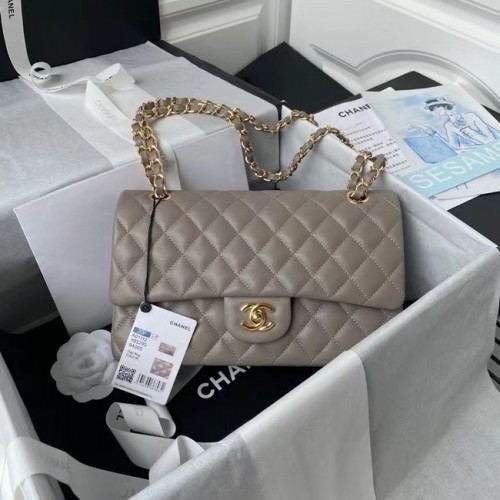 Класическа чанта Chanel от агнешка кожа, златист метал A01112, сива